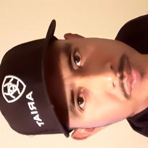 Meet your Posher, Jose lara